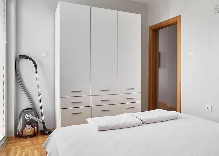 Bright Near Center *