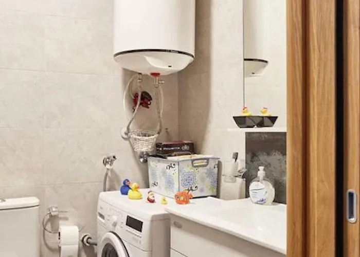 Apartment Bright Near Center *