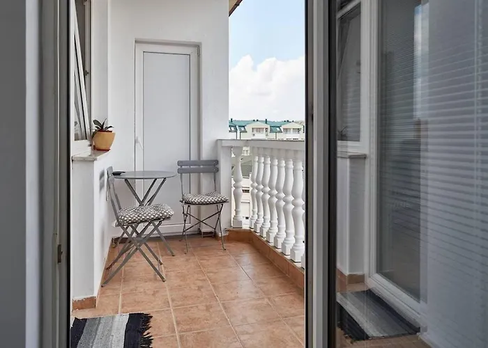 Bright Near Center *